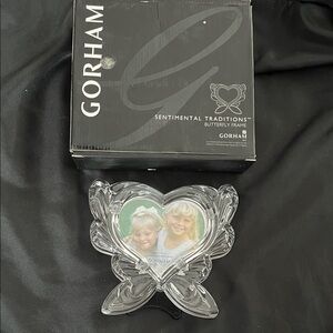 GORHAM Sentimental Traditions Heart In Butterfly Crystal Picture Photo Frame NIB